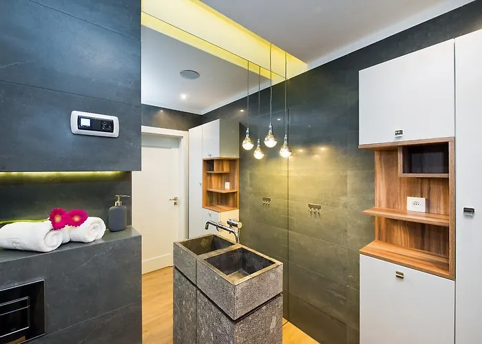 Staywin Dream Island